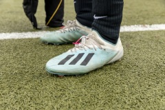 "MACHT UNSERE SCHUHE SAUBER"