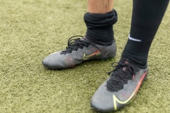 "MACHT UNSERE SCHUHE SAUBER"